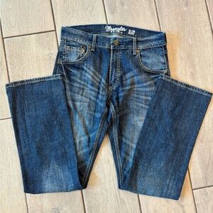 Wrangler Men's Slim Fit Dark Blue Jeans